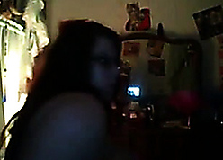 BBW shows host with the addition of masturbates