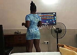 Teen fucks BBW stepsister